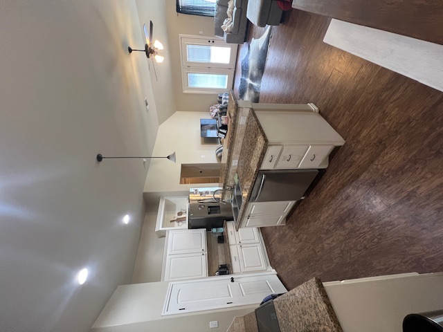 6814 Oakridge ave unit A